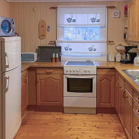 3 Bedroom Lovely In Aseral *